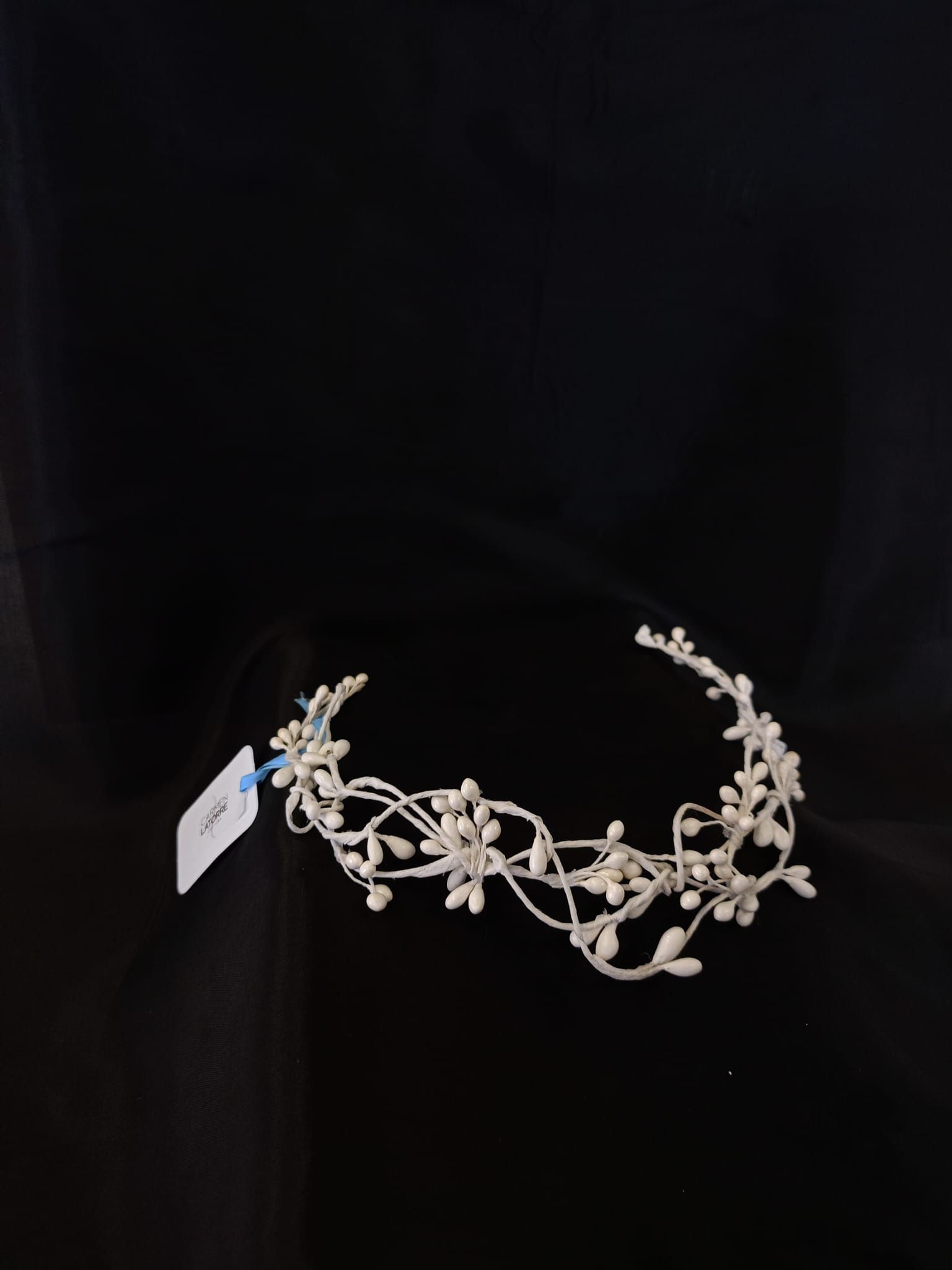 Accesorio floral brillante