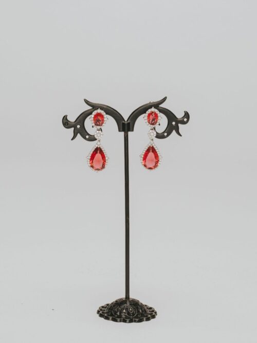 Pendientes rojos pétalo