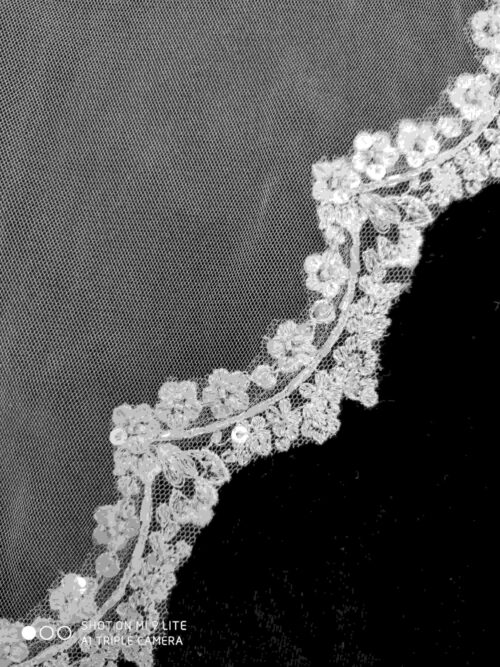 Velo mórbido blonda brillo