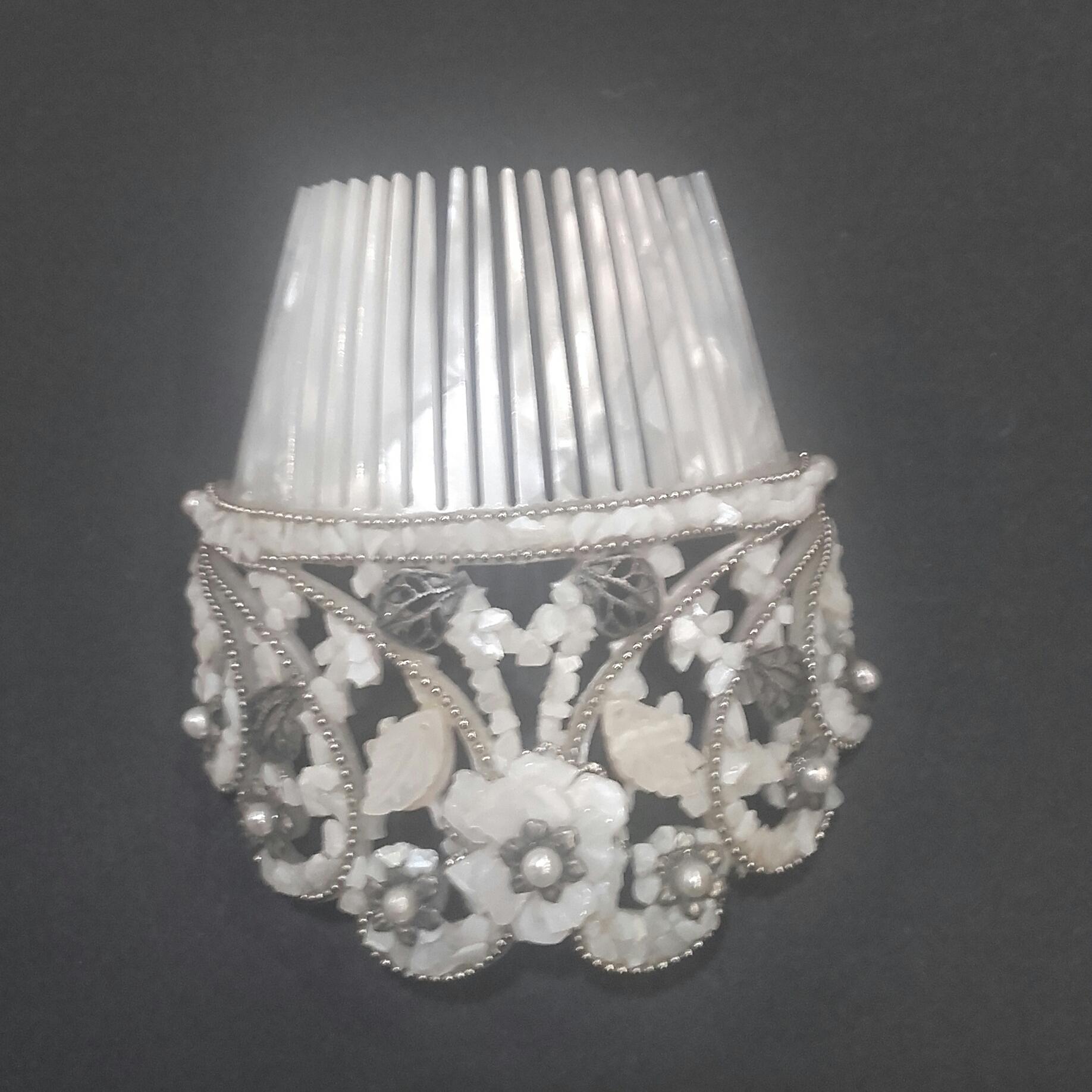 Peineta novia carey blanca