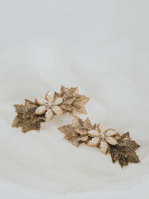 Hombreras novia nácar