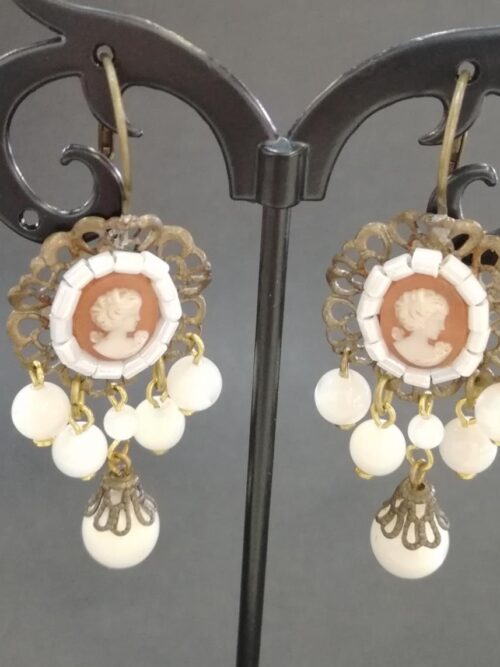 Pendientes camafeos y nácar